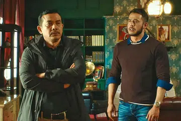 HERO DULU DAN SEKARANG: Antara kekuatan Misteri Dilaila yang mempunyai dua versi kesudahan adalah penglibatan pelakon popular daripada dua generasi, Datuk Rosyam Nor (kiri) dan Zul Ariffin. - Foto SKOP PRODUCTIONS