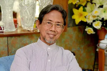 ENCIK SIDEK SANIFF: Akan menerima Darjah Gemilang Pangkuan Negeri kehormat (DGPN) yang membawa gelaran 'Datuk Seri'. - Foto Ihsan SIDEK SANIFF