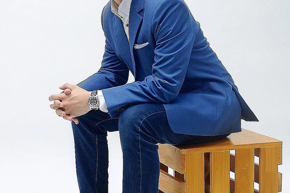 MENDAPAT BIMBINGAN: Sebagai peniaga muda, Encik Imran banyak belajar dan mendapat bimbingan daripada usahawan lebih mapan di DPPMS.