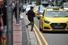 Terdapat peningkatan yang ketara dalam tahap kepuasan bagi masa menunggu dan kemudahan tempahan perkhidmatan teksi dan kereta sewa privet (PHC) pada 2023.