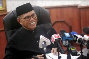 Menteri Besar Pahang, Datuk Seri Wan Rosdy Wan Ismail