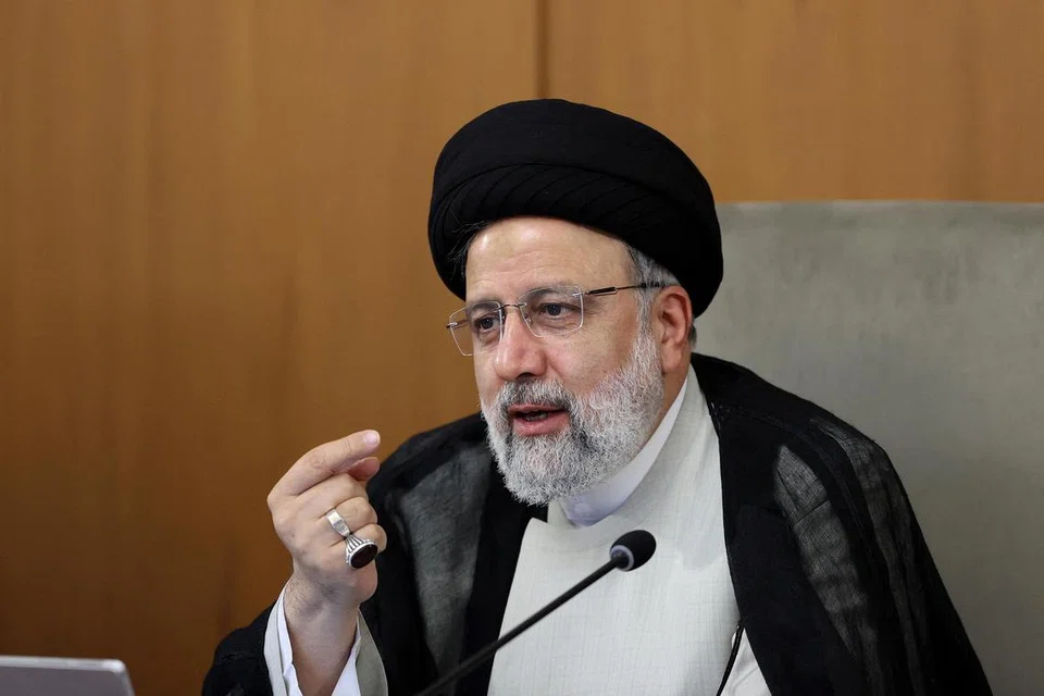 KALI PERTAMA BERHUBUNG: Presiden Iran, Encik Ebrahim Raisi. berbincang dengan Putera Mahkota Arab Saudi, Putera Mohammed bin Salman, mengenai “keperluan untuk menamatkan perang ke atas Palestin”. 