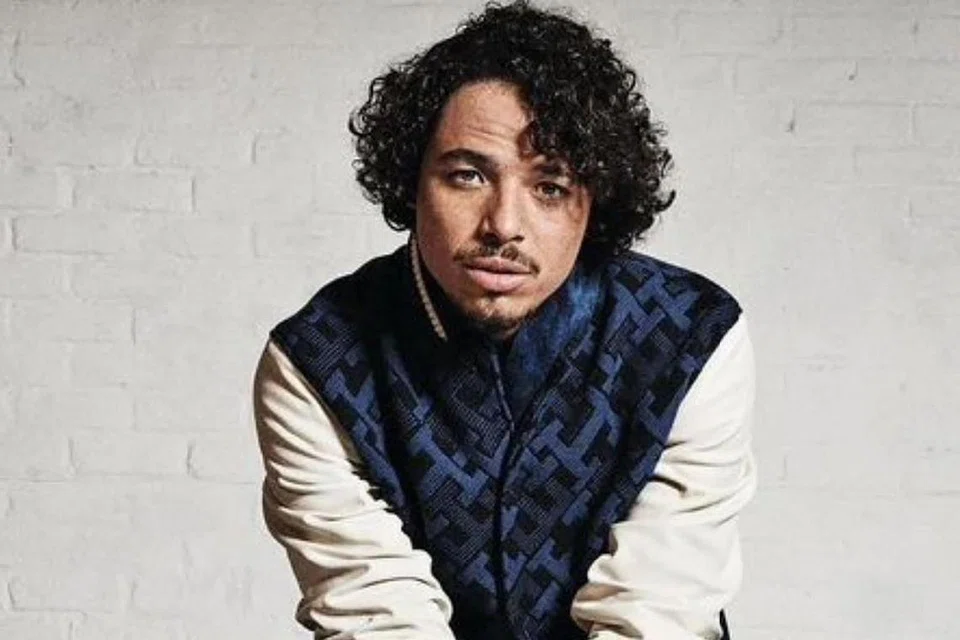 ANTHONY RAMOS: Peminat francais filem dan animasi 'Transformers' yang teruja apabila berpeluang memecut laju dalam kereta robot bernama Mirage. - Foto INSTAGRAM ANTHONY RAMOS