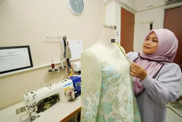 Salinah Salim Exclusive 