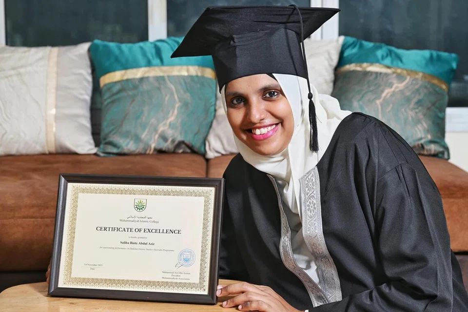 saliha abdul aziz, kolej islam muhammadiyah (KIM), diploma syariah islamiyyah