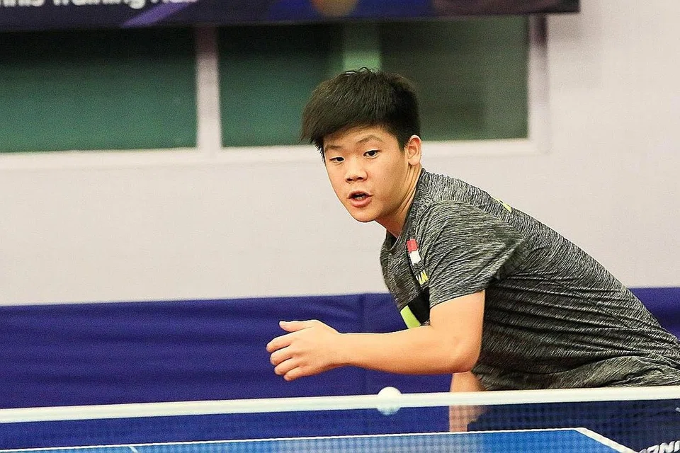 NOMBOR SATU: Quek berkata beliau kini menumpukan perhatian kepada usaha bersaing pada peringkat lebih tinggi, selepas menjadi pemain nombor satu dunia dalam kategori budak lelaki bawah 15 tahun. - Foto SINGAPORE TABLE TENNIS ASSOCIATION