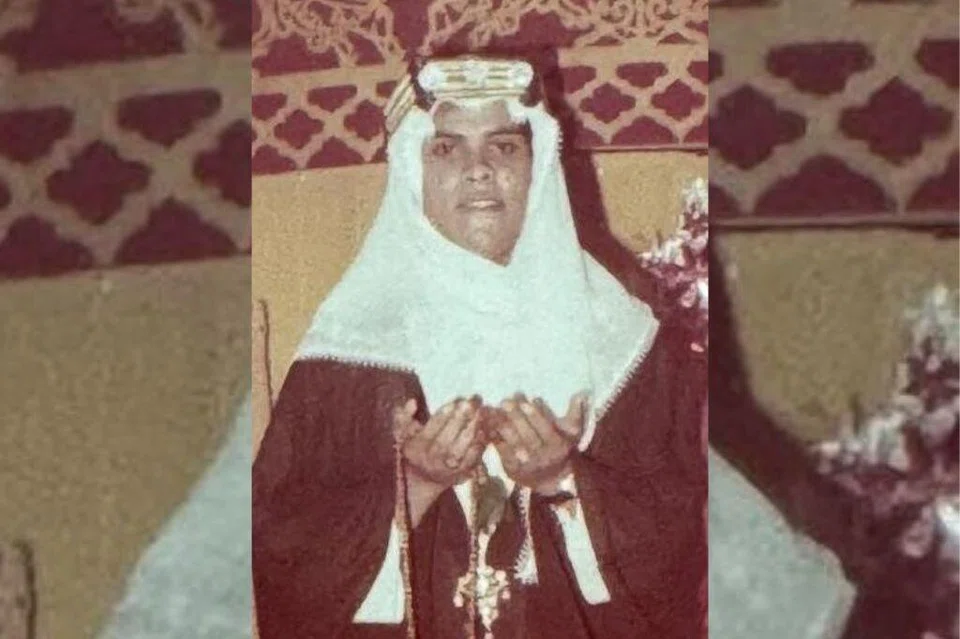 Cik Nurulhuda Sulaiman, salah seorang anak kepada Allahyarham Sulaiman Sukardi (dalam gambar), sedang mencari abang tirinya, Encik Faisal Sulaiman, supaya jualan flat arwah ayahnya dapat dijalankan.