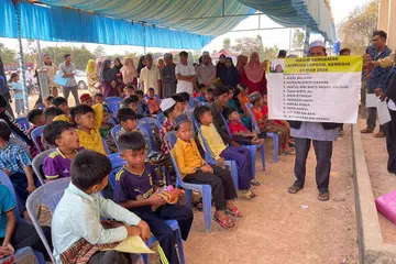 Acara berkhatan untuk 50 kanak-kanak di Kampung Lopram, wilayah Chhnang, sewaktu acara Ziarah Amal Kemboja 2024.