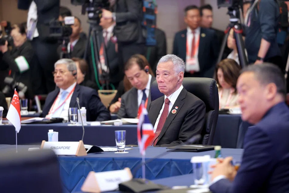 HADIRI SIDANG PUNCAK PERINGATAN: Perdana Menteri, Encik Lee Hsien Loong menghadiri Sidang Puncak Memperingati Ulang Tahun Ke-50 Persahabatan dan Kerjasama Asean-Jepun di Tokyo, pada 17 Disember.
