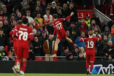 Pasukan Liverpool kini mengetengahkan darah muda sebagai antara kesebelasan utama yang sejauh ini telah membawa kejayaan kepada pasukan itu. 