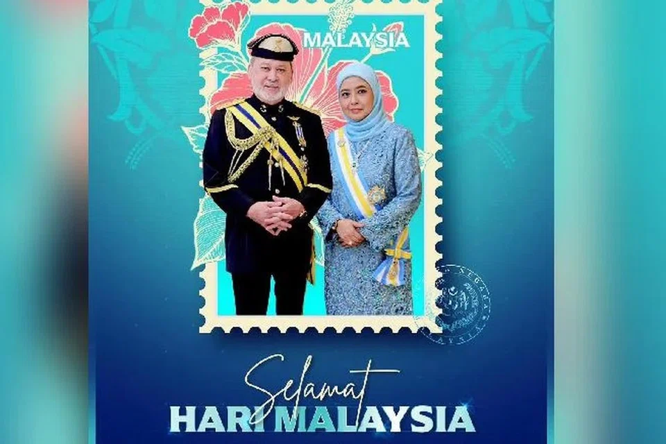 Yang di-Pertuan Agong, Sultan Ibrahim, dan Raja Permaisuri Agong, Raja Zarith Sofiah, menzahirkan ucapan Selamat Hari Malaysia.