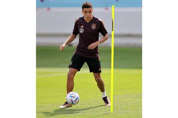 PERLU MENANG: Jamal Musiala dijangka menjadi senjata Jerman untuk membawa pasukan itu melangkah jauh dalam Piala Dunia. - Foto EPA-EFE