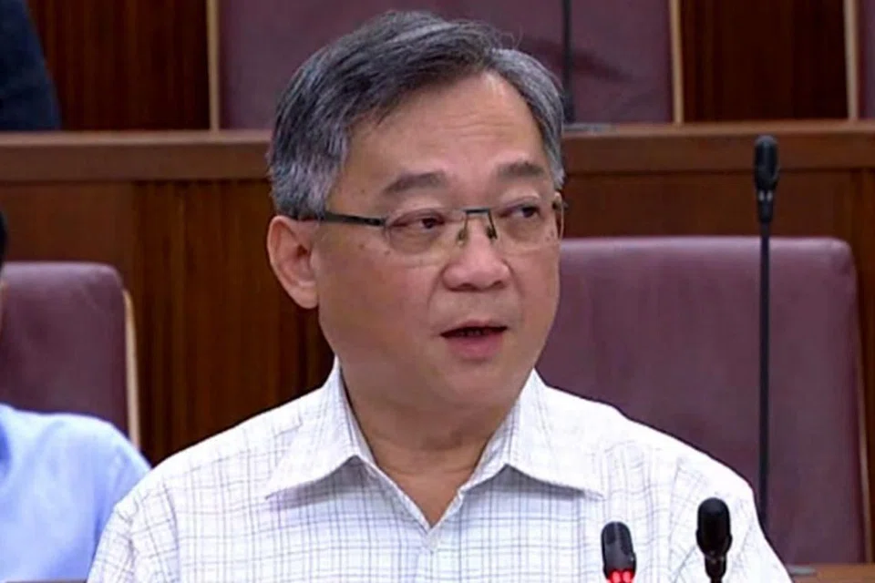Menteri Kesihatan, Encik Gan Kim Yong.