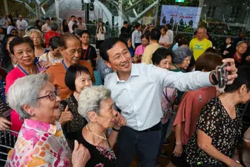 Ong Ye Kung, Yayasan DBS, Thye Hua Kwan Moral Charities, THKMC