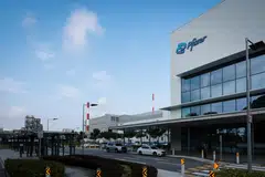Pfizer buka kilang barunya bernilai $1 bilion di Singapura pada 23 Julai. Ia terletak di Tuas Bay Street.
