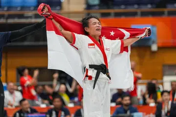Atlet seni bela diri campuran (MMA), Tiffany Teo, memenangi pingat emas pertama Singapura di Sukan Asia selepas meraih kemenangan dalam pertandingan akhir kategori tradisional wanita 60kg pada 22 September.