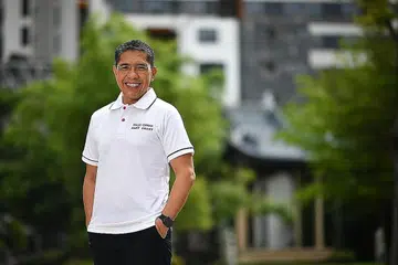 "Keputusan pemerintah untuk membenarkan kakitangan Islam sektor kesihatan awam untuk memakai tudung dengan seragam mereka, jika mereka mahu, memberikan ketenangan kepada kaum Muslimah kita yang bertugas dalam sektor kesihatan awam." - Menteri Kedua Pendidikan merangkap Ehwal Luar, Dr Mohamad Maliki Osman.