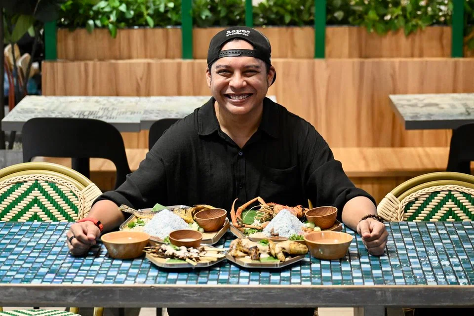 Cef Aminurrashid Hasnordin atau Cef Mint yang terkenal dengan restorannya The Social Outcast, kini mengetengahkan hidangan warisan Melayu dengan Warisan Api di Kedai Kopi @ Haig Road.