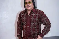 SEMUA TAK MENJADI: Ameng berkata selain terdesak mencari wang, banyak faktor membuat beliau bersetuju busking di FB, termasuk tidak dapat buat apa-apa dek sekatan Covid-19 dan tidak berjaya apabila cuba berniaga. - Foto BH oleh NUR DIYANA TAHA
