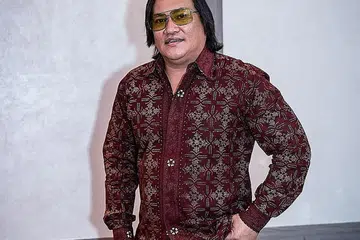 SEMUA TAK MENJADI: Ameng berkata selain terdesak mencari wang, banyak faktor membuat beliau bersetuju busking di FB, termasuk tidak dapat buat apa-apa dek sekatan Covid-19 dan tidak berjaya apabila cuba berniaga. - Foto BH oleh NUR DIYANA TAHA