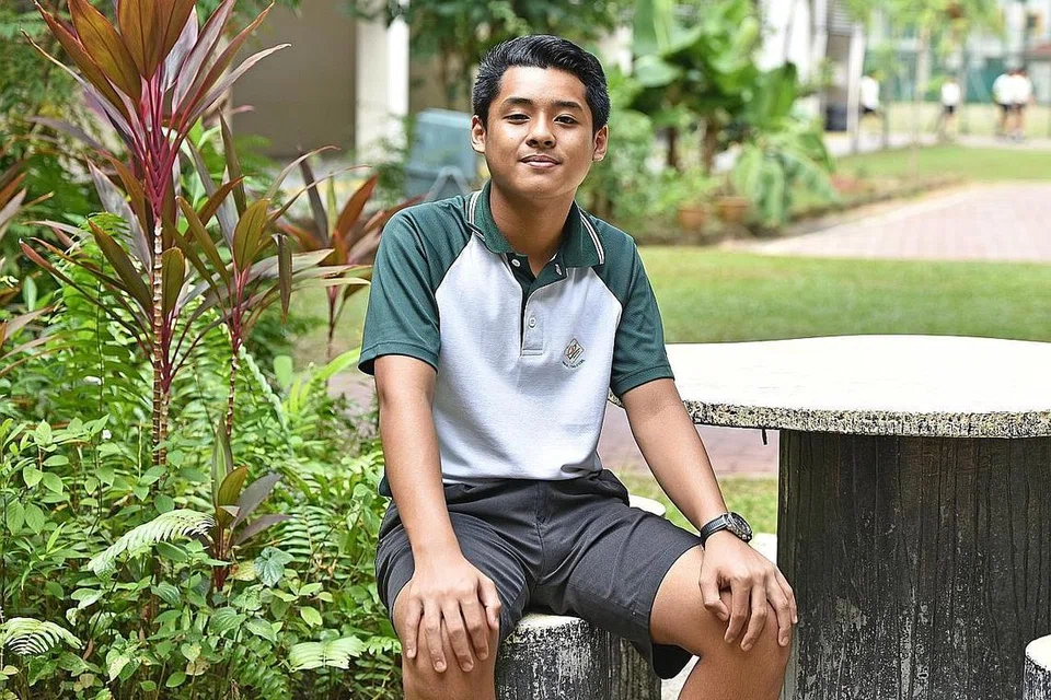 PROGRAM PERANCAH: Setelah menyertai program itu, pelajar Sekolah Menengah Greendale, Muhammad Fida'iy Mohamad Hazir, 14 tahun, mempelajari tentang pentingnya nilai-nilai positif seperti bertanggungjawab dan sering bersikap positif. - Foto BH oleh JOSEPH CHUA