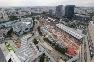 CapitaLand Development, CDL dan Frasers Property masing-masing akan memegang 25 peratus kepentingan dalam konsortium itu, manakala Mitsubishi Estate dan Mitsui Fudosan (Asia) masing-masing akan memiliki 12.5 peratus kepentingan.