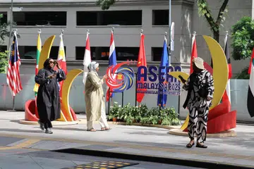 Negara anggota Asean telah meluluskan Pelan Strategik Masyarakat Ekonomi Asean (AEC) 2026-2030 pada 25 Mei, menjelang Sidang Kemuncak Asean ke-46 dan Sidang Kemuncak Berkaitan yang bermula pada 26 Mei.
