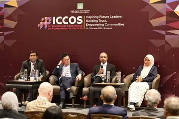 Anggota panel yang terdiri daripada (dari kiri) Ketua Makmal Sosial, Zamil Penyelidik Utama di Institut Kajian Dasar (IPS) Singapura, Dr Mathew Mathews, yang bertindak selaku moderator; Datuk Bandar Yala, Thailand, Encik Pongsak Yingchoncharoen; Superintenden, Pengurus Perkongsian Nasional – Etnik, New Zealand, Encik Rakesh Sharanund Naidoo; dan Ketua Pusat Harmoni, Ustazah Liyana Rosli Asmara, membincangkan mengenai topik ‘Kepaduan Sosial untuk Masa Depan’, di Persidangan Antarabangsa mengenai Masyarakat Gemilang (ICCOS) 2024 pada 14 Oktober.