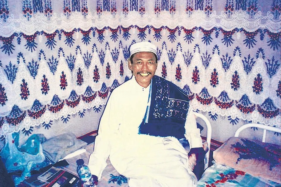 BANTU RRG: Allahyarham Ustaz Abu Bakar Hashim; Allahyarham Ustaz Ahmad Sonhadji Mohamad; Allahyarham Ustaz Hassan Mustakim (gambar atas); dan Allahyarham Ustaz Ibrahim Mohd Kassim. - Foto-foto fail