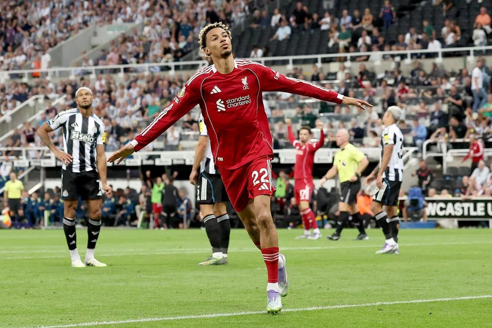 Penyerang baru Liverpool, Hugo Ekitike, bakal memainkan peranan penting untuk membolosi gawang Arsenal. 