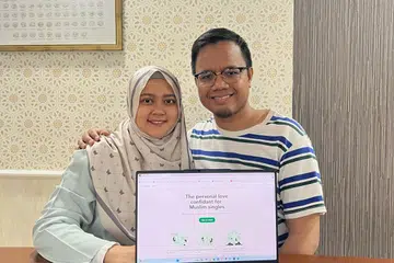 Encik Mohd Azhar Aziz dan isterinya, Cik Faizah Mohd Salihin, mengilhamkan wadah cari jodoh dalam talian ‘Peas in a Pod’ sekitar tujuh bulan lalu.