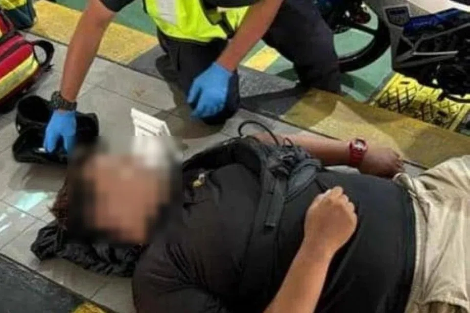 Malang tidak berbau. Penunggang motosikal maut di pusat pemeriksaan Johor dalam perjalanan ke Singapura. 