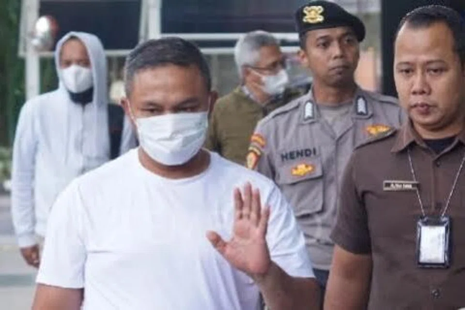 kes rasuah, Indonesia, Gabenor Riau