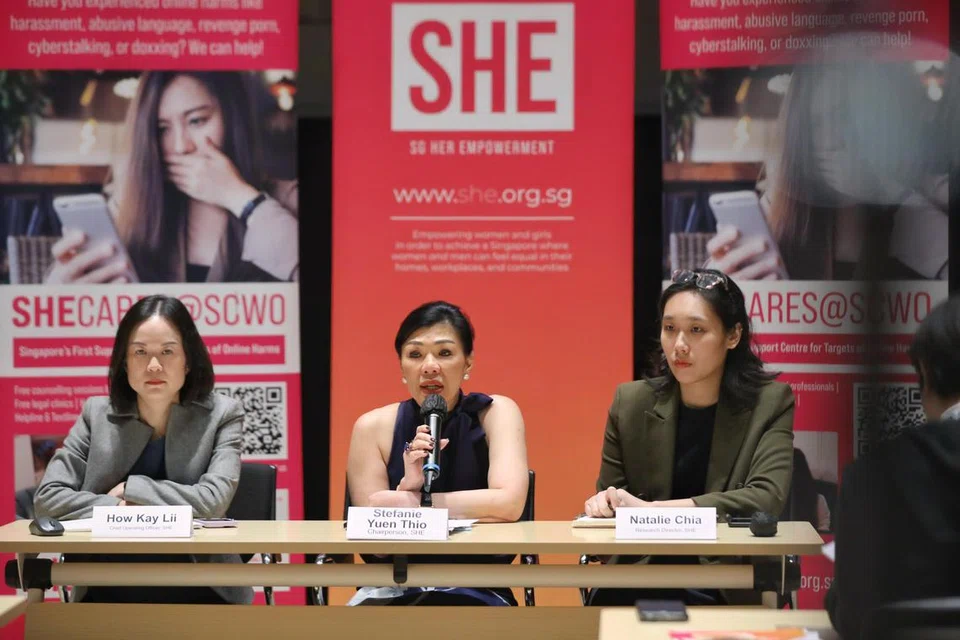 SG Her Empowerment (SHE), Cik How Kay Lii, Cik Stefanie Yuen Thio, Cik Natalie Chia, 