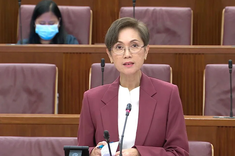 Menteri Penerangan dan Pembangunan Digital, Cik Josephine Teo berkata pemerintah akan memperkenalkan Rang Undang-Undang Keselamatan Dalam Talian (Bantuan dan Akauntabiliti) pada akhir 2025 untuk mengukuhkan sokongan untuk keselamatan dalam talian.