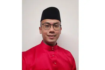 PELUANG LEBIH LUAS: Setelah lima tahun berkhidmat bagi masyarakat Bukit Panjang, Encik Fariezan dapat peluang lebih besar apabila beliau dipilih menjadi sukarelawan bagi PA Mesra kira-kira setahun yang lepas.