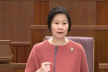 Menteri Negara (Pendidikan merangkap Tenaga Manusia), Cik Gan Siow Huang.