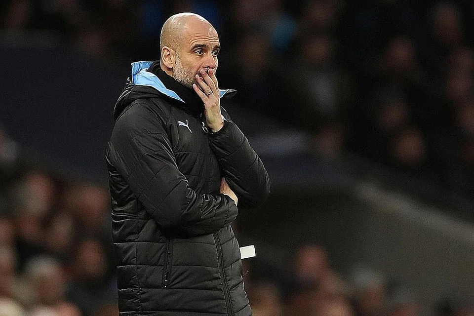 PERLU TENAGA BARU: Selepas ketinggalan 22 mata di belakang pendahulu liga, Liverpool, Guardiola berharap dapat membawa masuk pemain baru bagi memantapkan lagi pasukannya. - Foto REUTERS