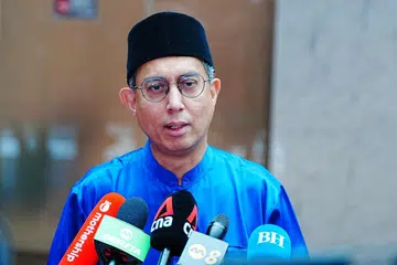 Pemangku Menteri Bertanggungjawab bagi Ehwal Masyarakat Islam, Profesor Madya Dr Muhammad Faishal Ibrahim, memohon agar orang ramai mendoakan keselamatan jemaah haji Singapura dan rakyat Palestin yang sedang menderita. Beliau berkata demikian ketika menghantar 44 jemaah haji Singapura berangkat ke Arab Saudi pada 31 Mei di Terminal 1, Lapangan Terbang Changi. 