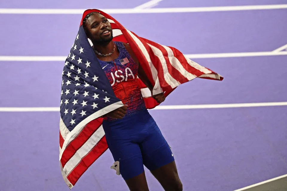 Noah Lyles dinamakan juara acara lari pecut 100 meter pada Sukan Olimpik 2024 di State de France pada 4 Ogos.