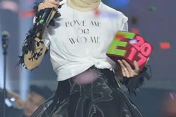 NEELOFA DAN ALIF SATAR: Mereka dipercayai dibantu populariti menerusi medium lakonan dan pengacaraan. - Foto fail