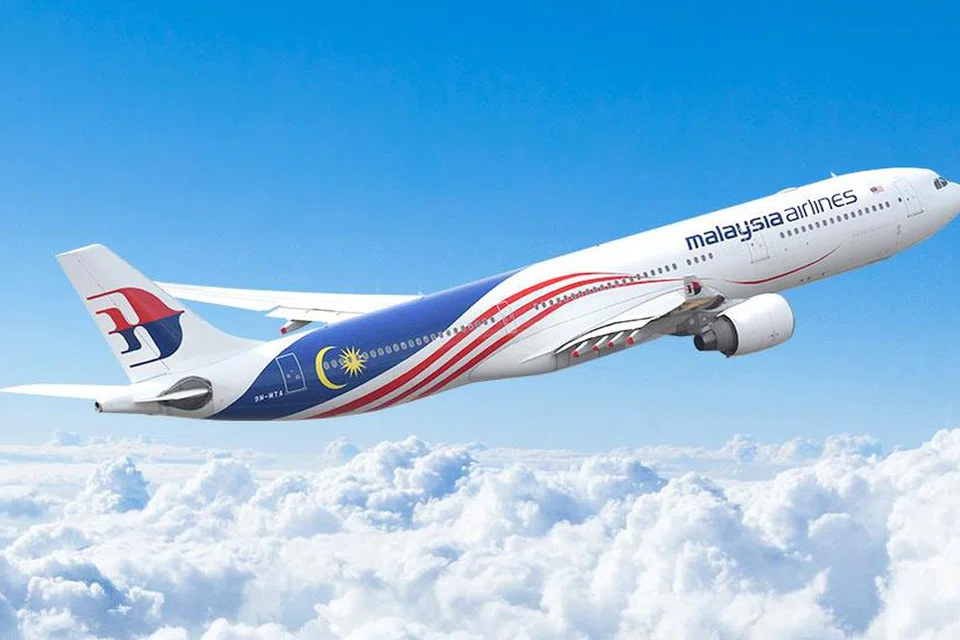 Penerbangan Malaysia Airlines MH780 dalam perjalanan ke Bangkok, Thailand, berpatah balik ke Lapangan Terbang Antarabangsa Kuala Lumpur (KLIA) selepas mengalami isu tekanan.