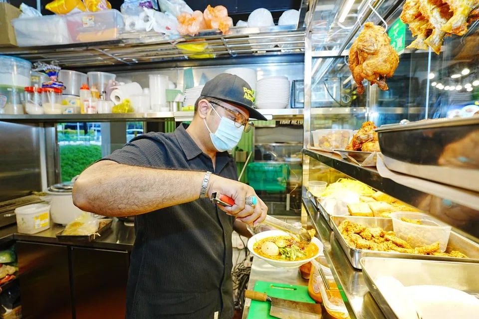 Singapura,  Abang by Pondok Abang, Yishun, gerai