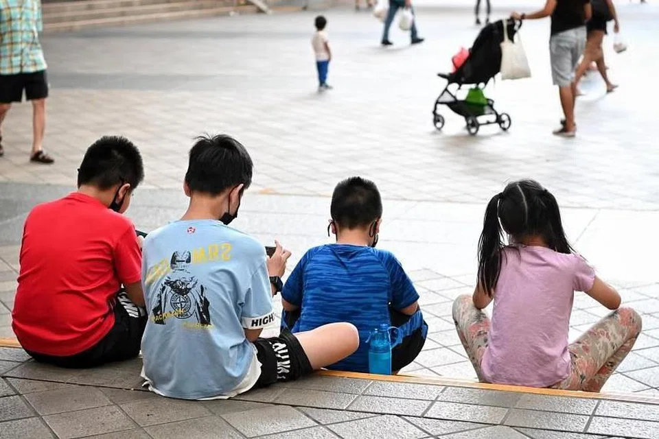 Sedang Singapura mengambil langkah penting untuk mengehadkan ‘masa skrin’, terutama dalam kalangan golongan lebih muda, apakah yang sedang anda lakukan untuk berbuat demikian?