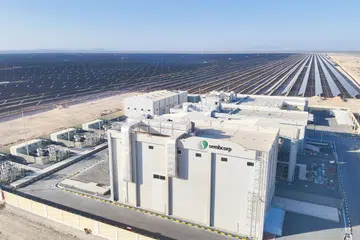 Sembcorp menjangkakan Projek Tenaga Solar Manah II (di atas) akan memberi sumbangan positif kepada pendapatan sesahamnya.