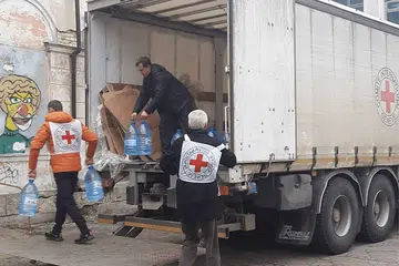 HULUR BANTUAN KEMANUSIAAN: Palang Merah Singapura akan menyumbang bantuan kemanusiaan kepada penduduk yang terjejas di Ukraine menyusuli krisis kemanusiaan di negara itu. 