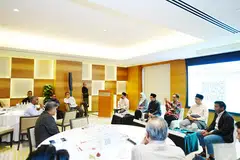 Taman Bacaan Pemuda Pemudi Melayu Singapura, Kumpulan Penjagaan Lanjut Antara Agensi, Hotel Grand Hyatt