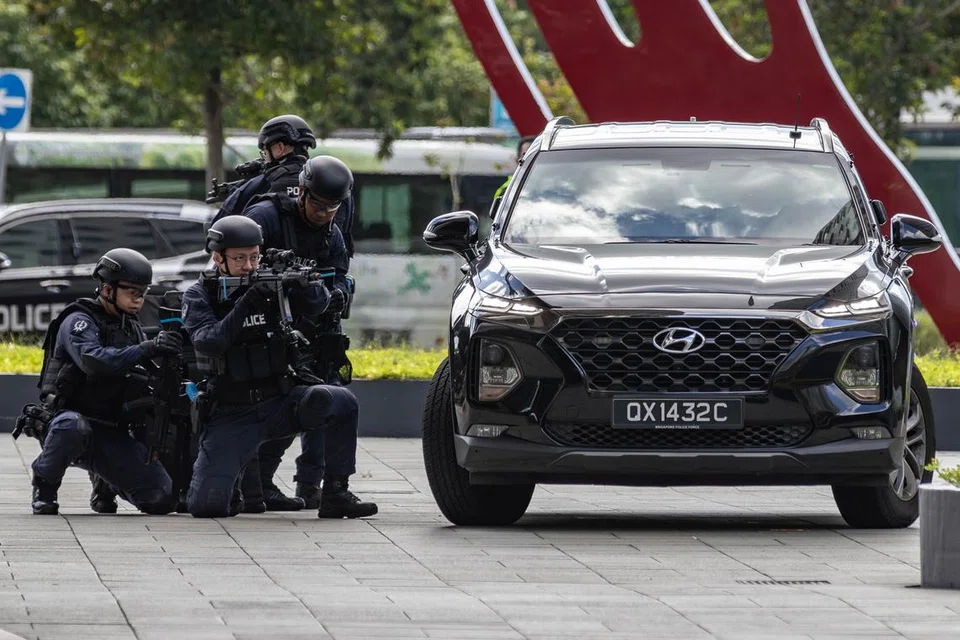 TINGKAT KESELAMATAN: Latihan ‘Heartbeat’ melibatkan lebih 100 peserta, termasuk unit seperti Pasukan Respons Kecemasan SPF dan pegawai tindak balas darat.