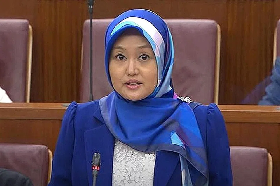 Rahayu Mahzam.