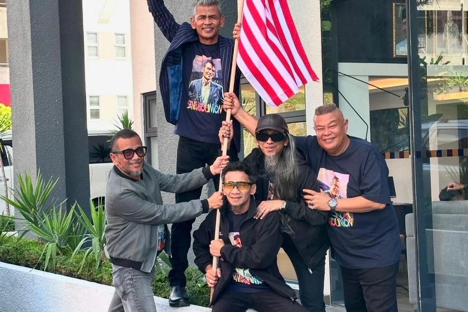 (Dari kiri) Anggota-anggota kumpulan pelawak lagenda, Senario, Illya Buang, Mazlan Ahmad,Yassin Yahya,Muhammad Saiful Azam Mohamed Yusoff, Muhammad Azlee Jaafar, akan kembali bersatu di Panggung Bangsawan Melaka pada 31 Ogos untuk pameran Senariounion.